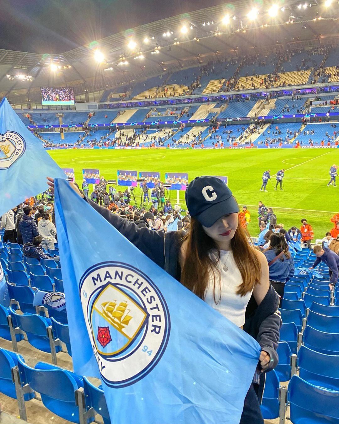 星空娱乐-包含法甲球迷文化日益繁荣，现场氛围火爆的词条